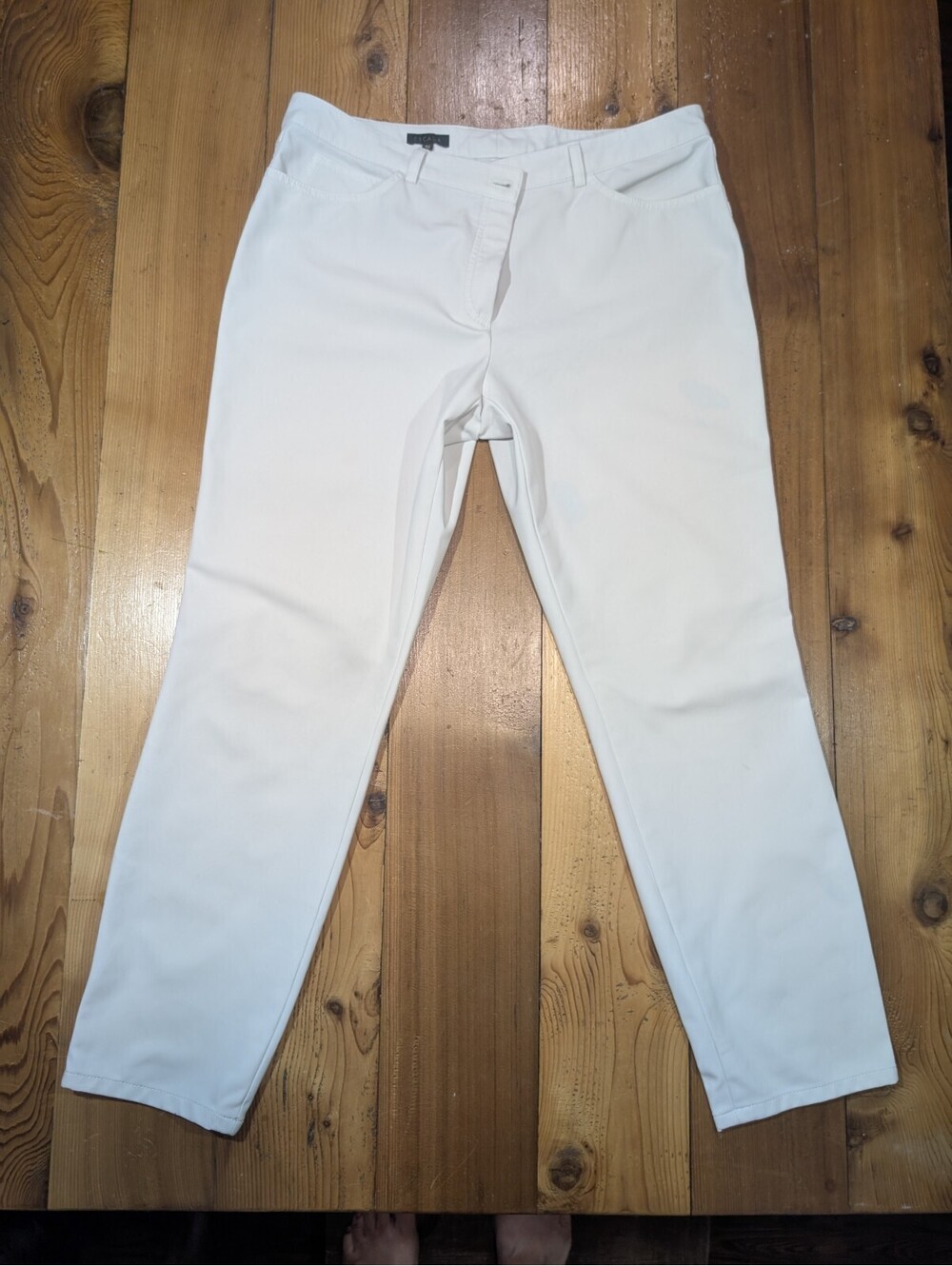 Escada White Pants Size 42